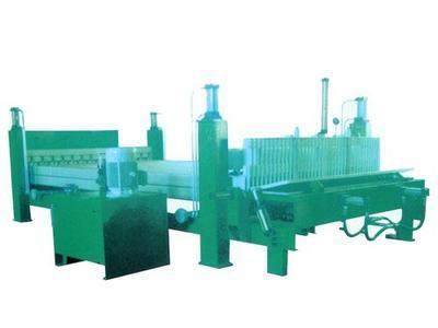 臨沂華力機(jī)械制造生產(chǎn)供應(yīng)成套木工機(jī)械