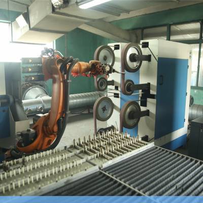 佛山車(chē)輪打磨機(jī)械手,廣州輪轂拋光打磨生產(chǎn)線,東莞輪胎打磨機(jī)器人