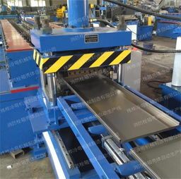 消火栓箱全自動一體成型機