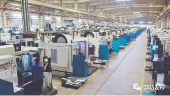 圖為京南·固安高新區(qū)新興園河北航天振邦精密機(jī)械數(shù)控加工車(chē)間。陳童 攝