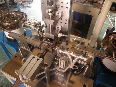 【廠家批發(fā)供應(yīng)自動擰螺絲,鎖螺絲機】價格,廠家,圖片,其他電子產(chǎn)品制造設(shè)備,樂清市石帆兢工機械加工廠-