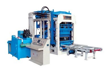 高效節(jié)能的QT10-15型砌塊成型機(jī)——鞏義卓立機(jī)械制造的優(yōu)質(zhì)選擇